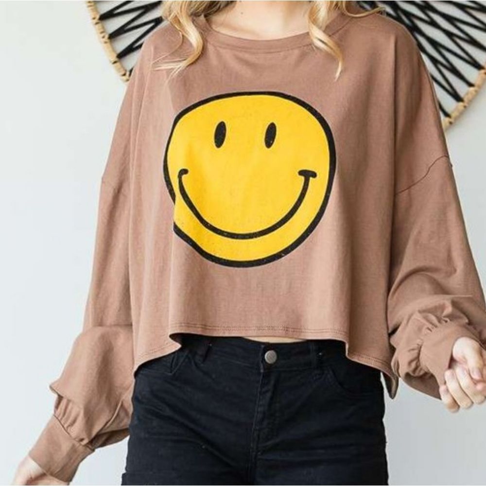 The Post Women's Mocha Smiley Face Crop Top